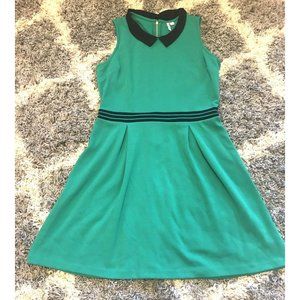 Elle Women’s sleeveless knit jersey dress